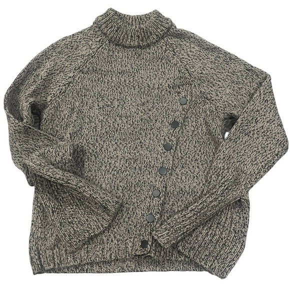 Zara Knit asymmetric bell sleeve Crewneck oatmeal Sweater Sz Medium - Picture 4 of 8